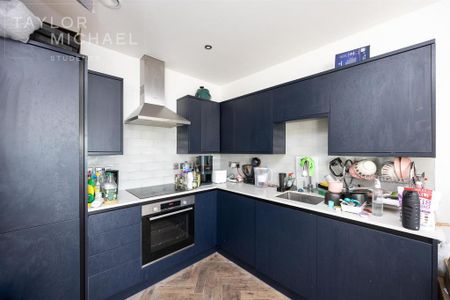 1 bedroom apartment to rent - Photo 4