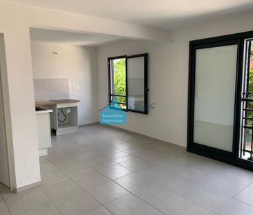 Location Appartement 3 pièces 60m² ST FRANCOIS 97118 - Photo 1