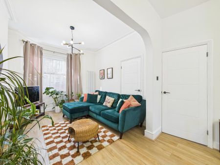 2 bedroom terraced house to rent - Photo 3