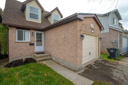 For Lease - 51 Koch Drive, Guelph, Ontario - Photo 3