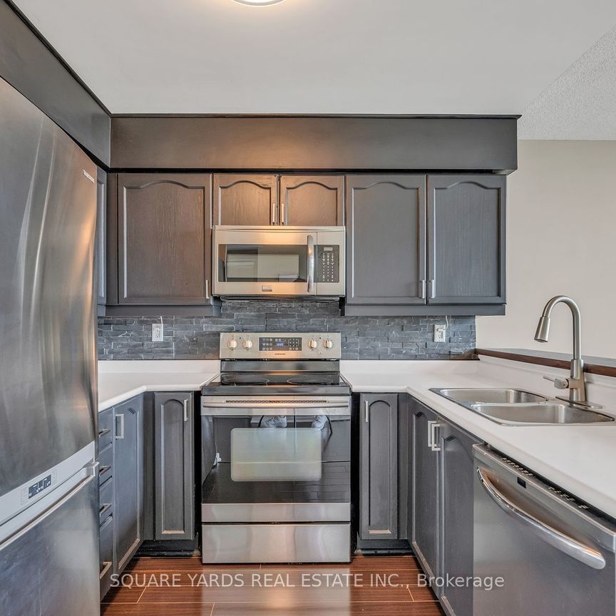Mystic Pointe Lofts , #412 - Photo 1