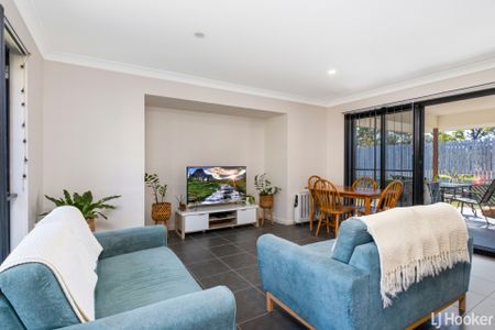 Charming lowset family home! - Photo 2