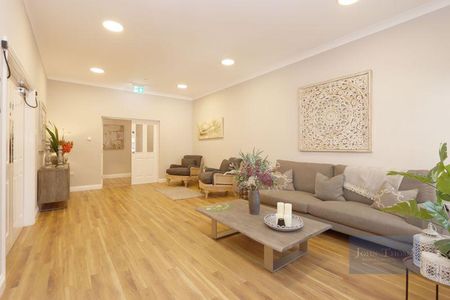 2 bedroom property to rent - Photo 3