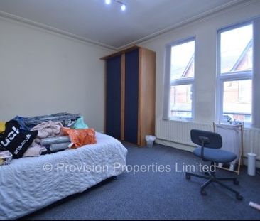 Blandford Grove Uni Student Properties Leeds - Photo 1