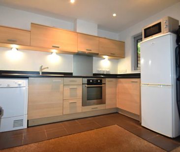 1 bedroom flat to rent - Photo 6