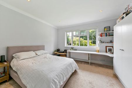 Roedean Crescent, SW15, London - Photo 5