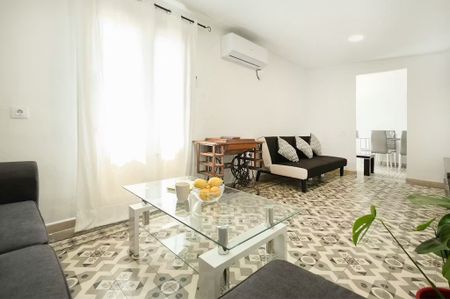 Carrer de la Petxina, Barcelona, Catalonia 08001 - Photo 3