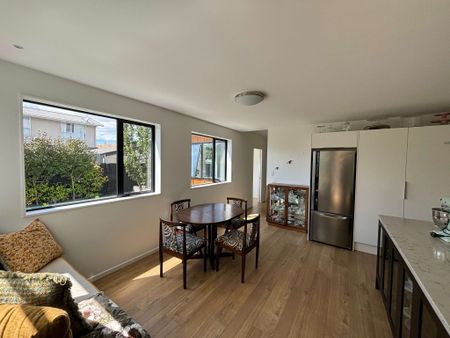 Halswell, 4 bedrooms - Photo 5