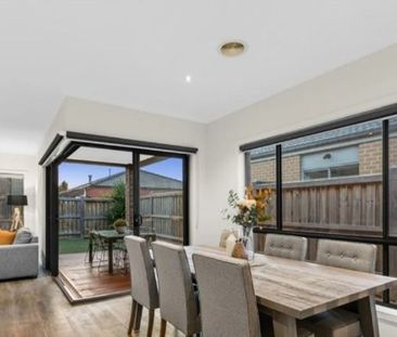 Spacious Family Living in Saltwater Coast! - Photo 3