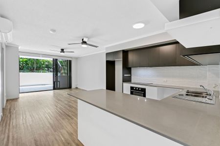 Application Approved - Chic 2 Bedroom Unit - Nambour CBD - Photo 2