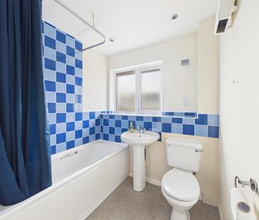 Barnsdale Close, Loughborough, le11 5an - Photo 6