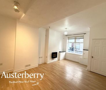 2 bedroom end of terrace house to rent - Photo 2