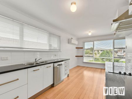 17 Clarendon Street, Youngtown - Photo 5