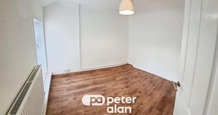 Carmarthen Road, Fforestfach, SWANSEA - Photo 5