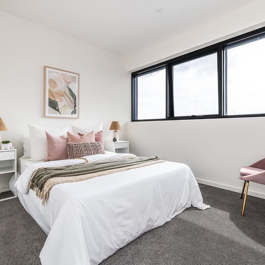 Near-New Brilliance, Stylish Two-Bedroom Apartment Living - Photo 1