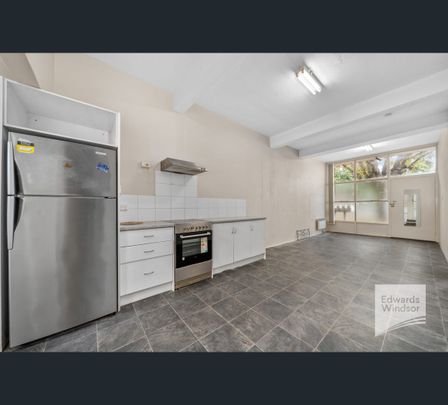 3/3 Long Point Road, Sandy Bay, Tas 7005 - Photo 1