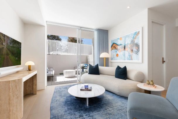 Kalypso - Ultra modern 2 bedroom opportunity moments from the water - Photo 1