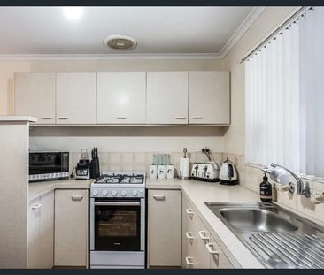 Well Presented, Freestanding 2BR Townhouse - Photo 2