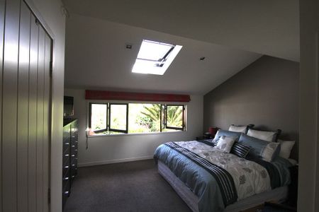 Very private and tidy home - Photo 4