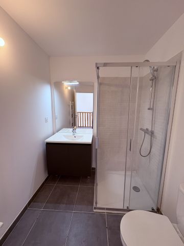 Location Appartement 3 pièces 57m² VENCE 06140 - Photo 4