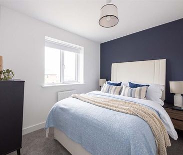 3 bedroom semi-detached house to rent - Photo 2