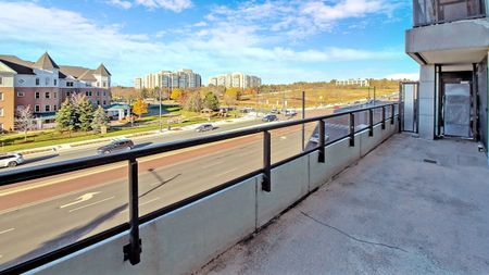 For Lease - 18 Harding Boulevard Unit# 323, Richmond Hill, Ontario - Photo 3