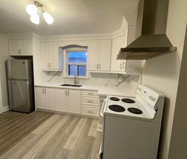 For Lease - 17 Flintridge Road, Toronto, Ontario - Photo 4