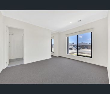 31 Ficus Circut, Wallan, Vic 3756 - Photo 1