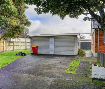 Three Bedroom Home in Saint Andrews - Photo 5