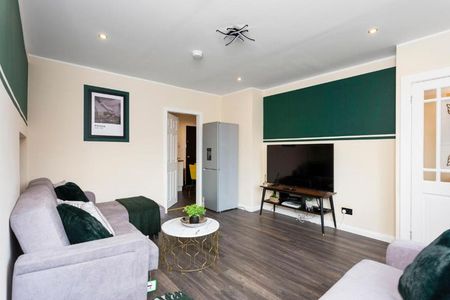 Niddrie Marischal Crescent - Photo 5