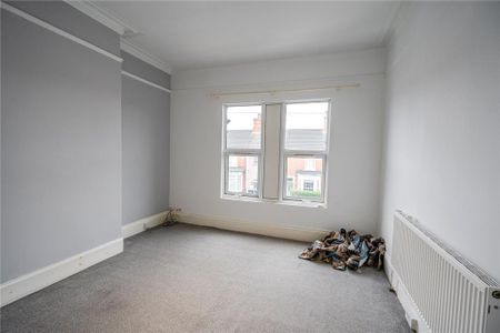 3 bedroom apartment to rent - Photo 3