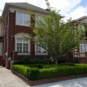 Villa - Photo 3