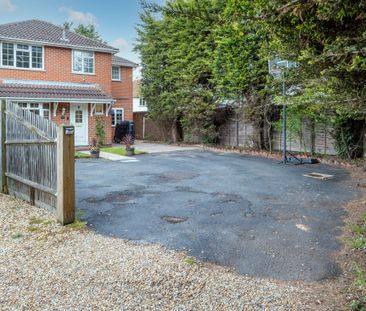 London Road, Burpham, GU4 - Photo 6