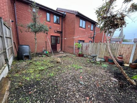 2 bedroom terraced house to rent - Photo 3