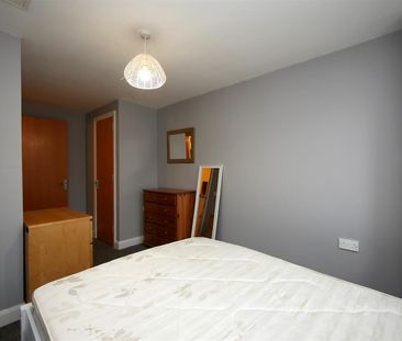 Apt 13, The Firmount Building 73, Old Bakers Court, - Photo 6
