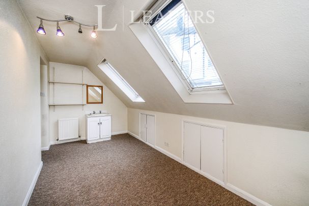 5 bedroom flat to rent Port Hall Avenue, Brighton, BN1 - Photo 1