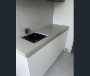 Modern 4 Bedroom Home in Lyra Estate | 2 Bathrooms + Powder Room | ... - Photo 3