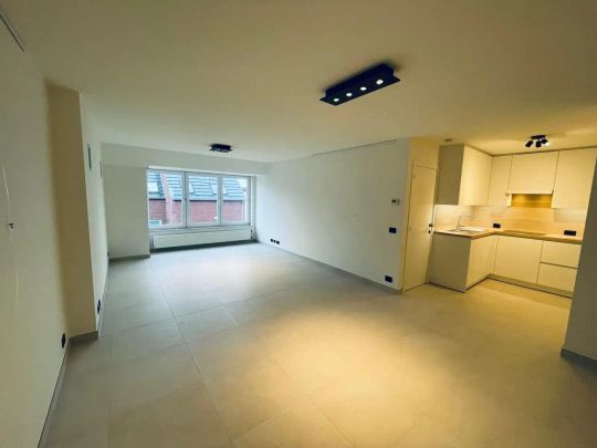 Appartement te huur - Foto 1