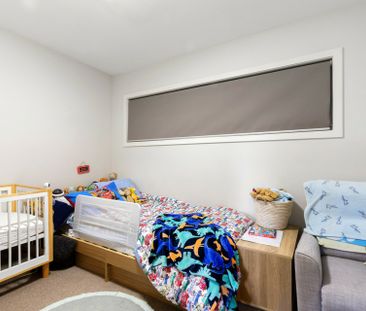 Stylish, Low-Maintenance Living in the Heart of Crace! - Photo 2