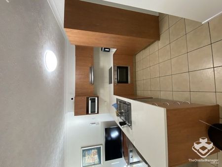 1 Bedroom $280 p.w. Ashmore - Photo 5