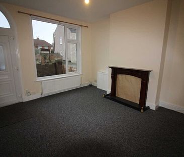2 bed Semi-detached House - Photo 6