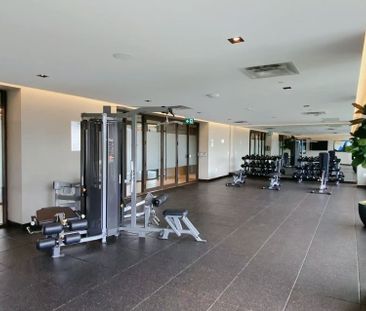 For Lease - 38 Honeycrisp Crescent Unit# 1502, Vaughan, Ontario - Photo 2