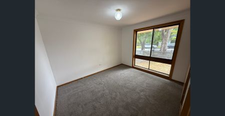 Spacious Family Living - Photo 2