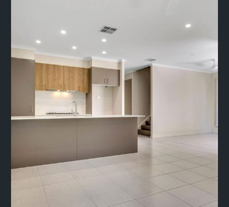 25 Sovereign Place, Boondall, Qld 4034 - Photo 4