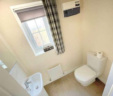 Suffolk Way, Castle Gresley, DE11 - Photo 3