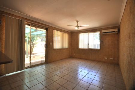 AFFORDABLE 4x2 - Great Family Home - Photo 3