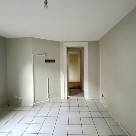 Location Appartement 2 pièces 45m² ROUBAIX 59100 - Photo 4