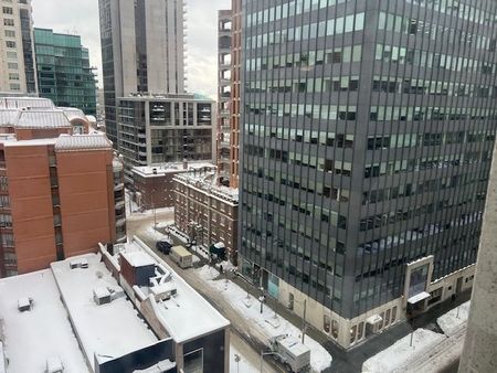 For Lease - 10 Bellair Street Unit# 902, Toronto, Ontario - Photo 2