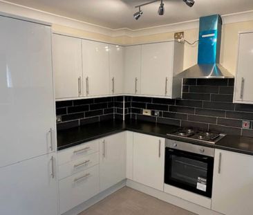 Bowden Grove, Dodworth, S75 3TB - Photo 6