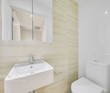 Modern, Spacious and Convenient - Photo 3